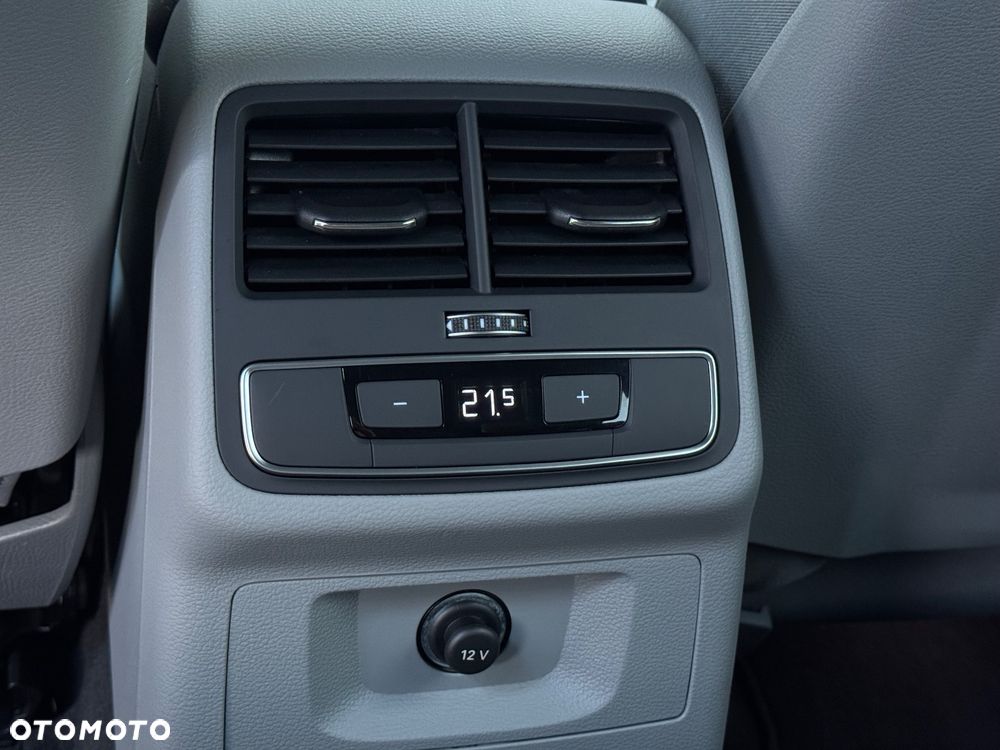Audi A4 Avant 40 TDI mHEV S tronic - 32