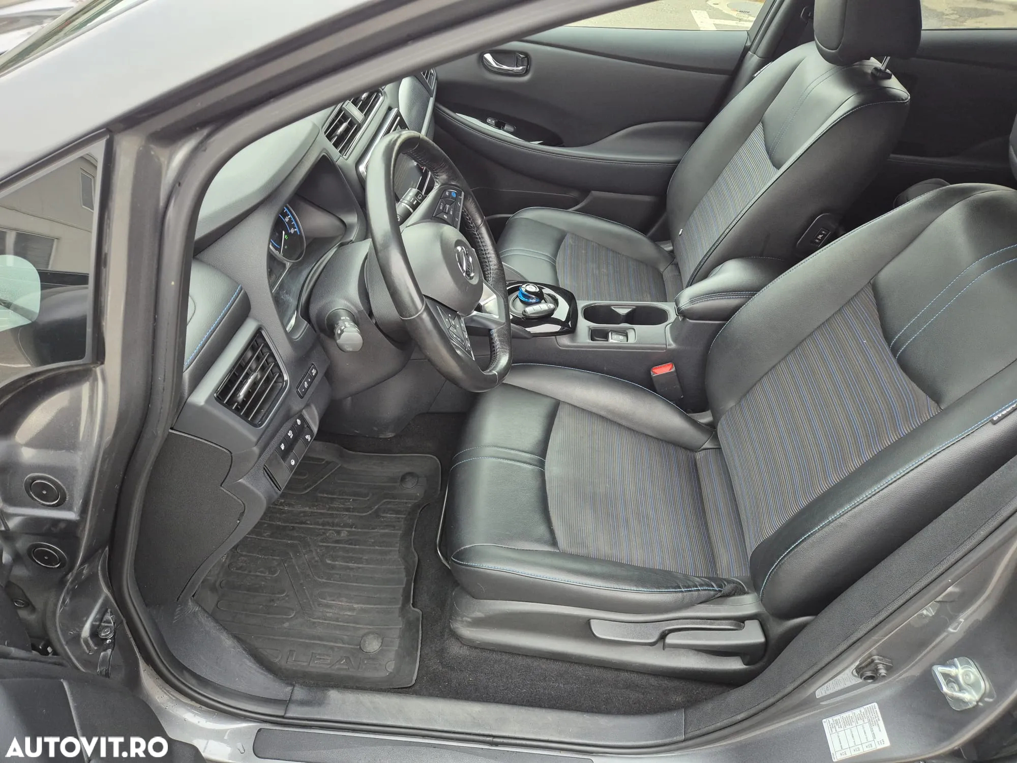 Nissan LEAF N-Connecta - 9