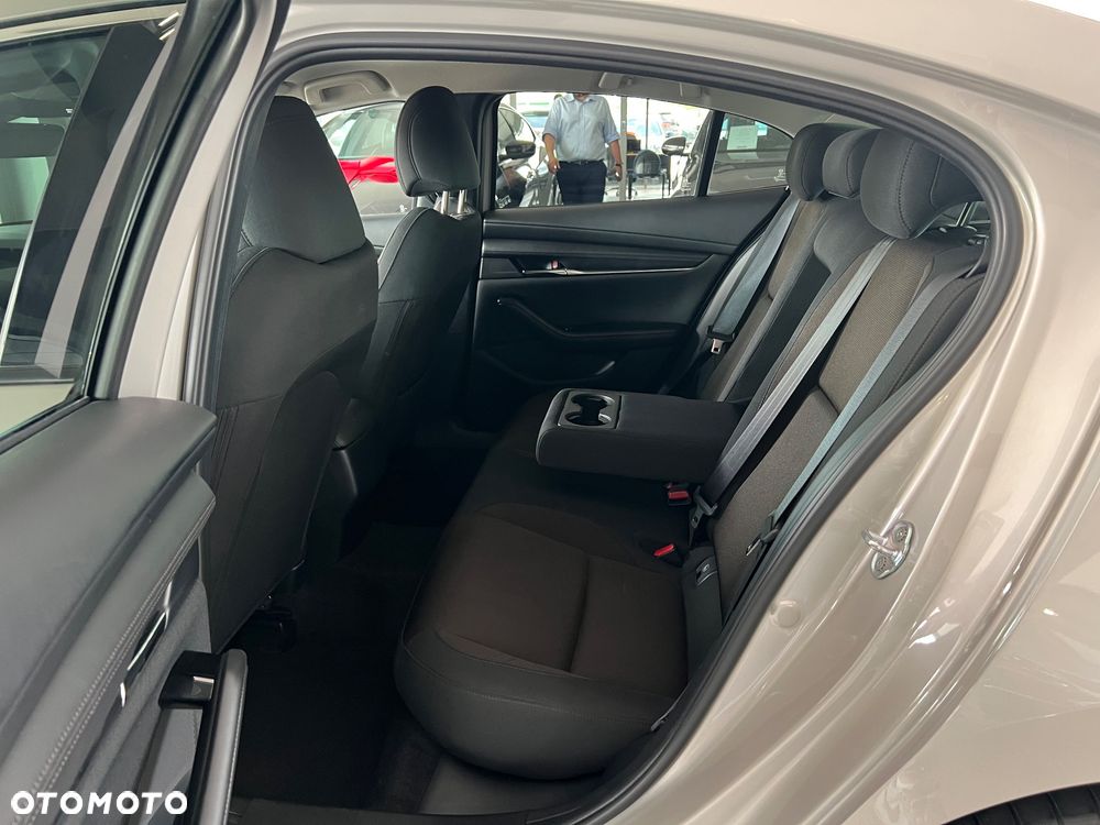 Mazda 3 2.0 mHEV Kanjo - 37