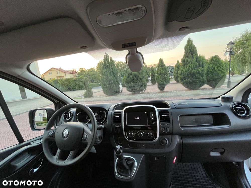 Renault Trafic - 19