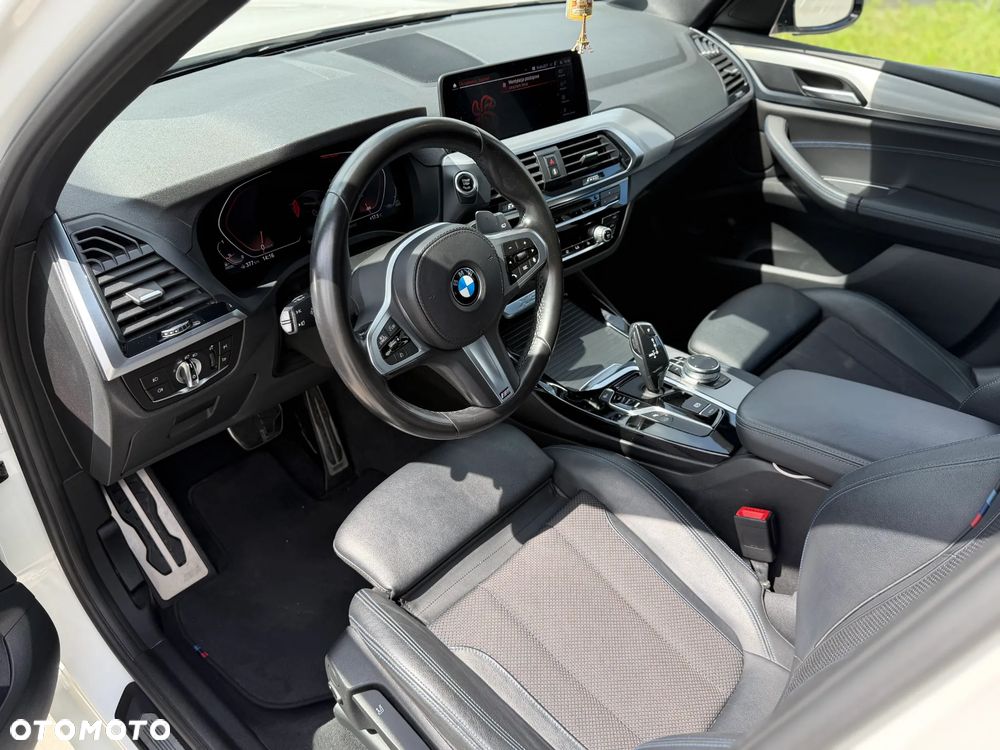 BMW X3 xDrive20d mHEV - 12