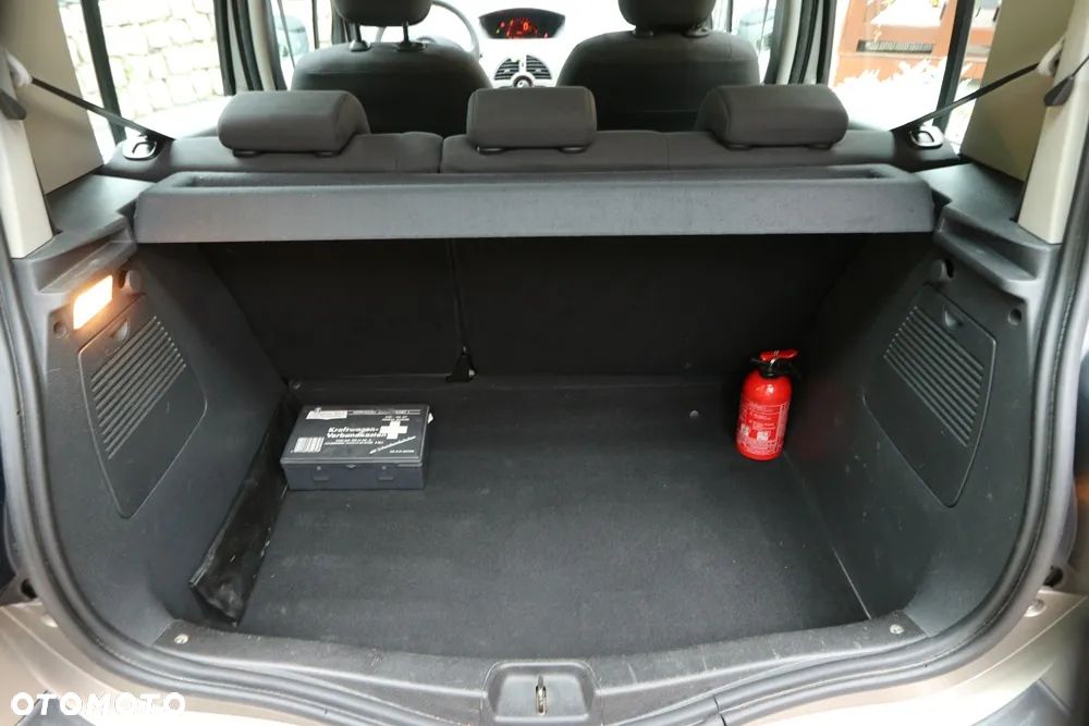 Renault Modus - 12