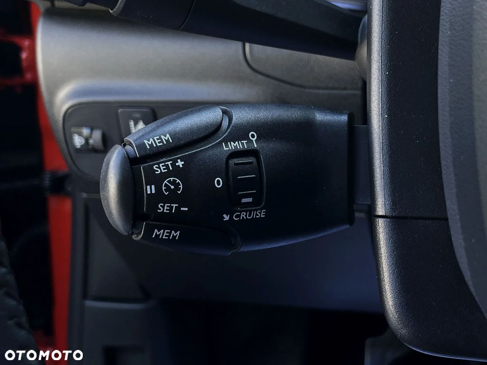 Citroën C3 BlueHDi 100 S&S SHINE - 26