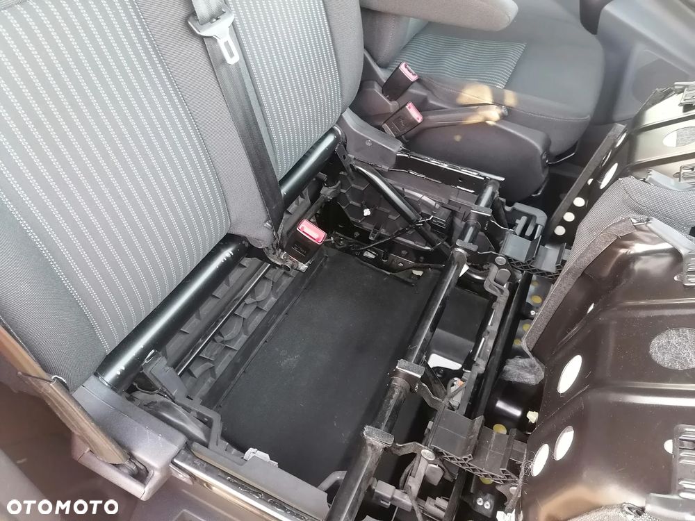 Ford Transit Custom 310 L2H1 Limited - 16