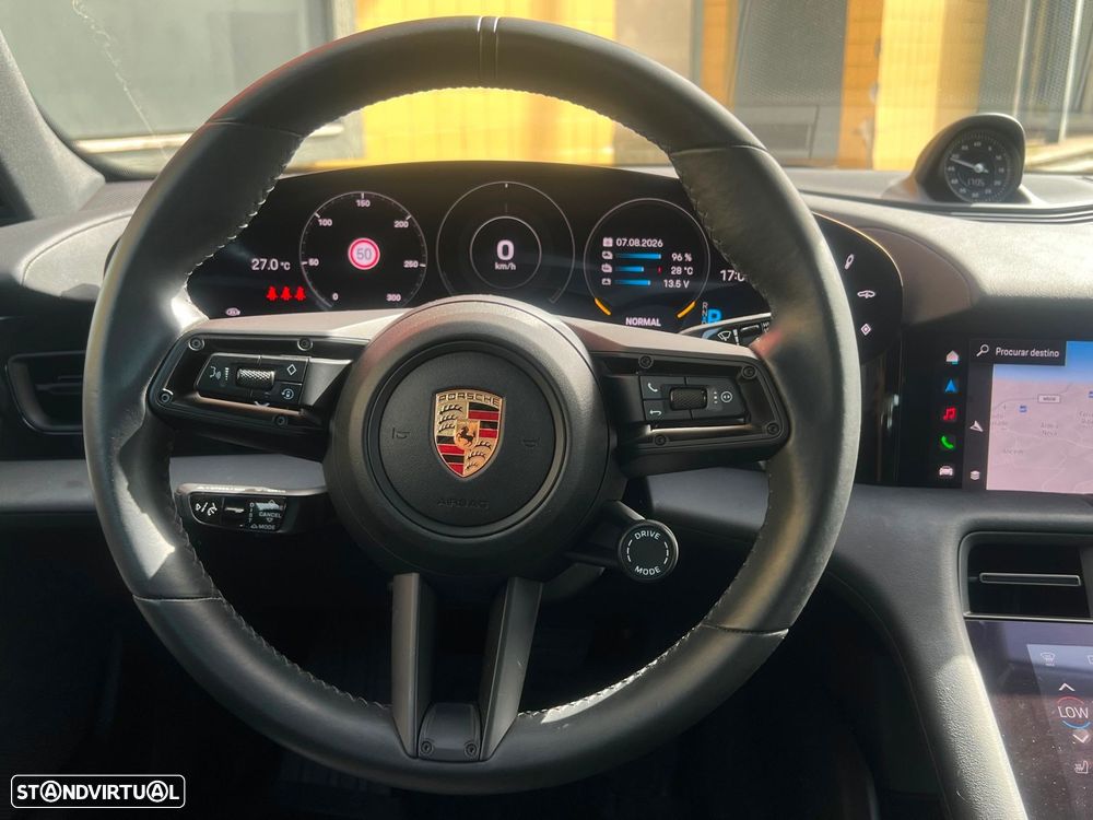 Porsche Taycan Bateria Performance Plus — fotografia 10