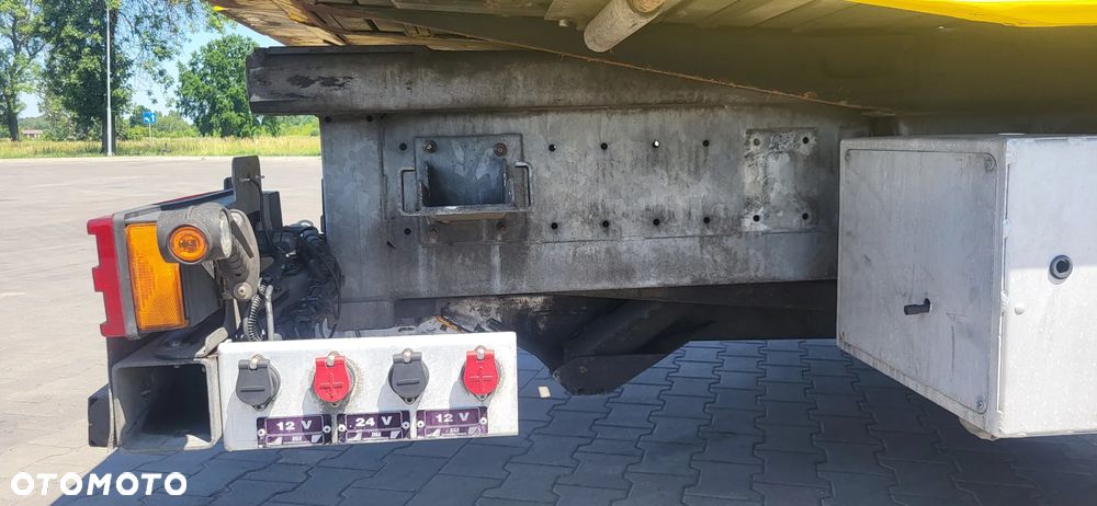 Mercedes-Benz Atego - 24