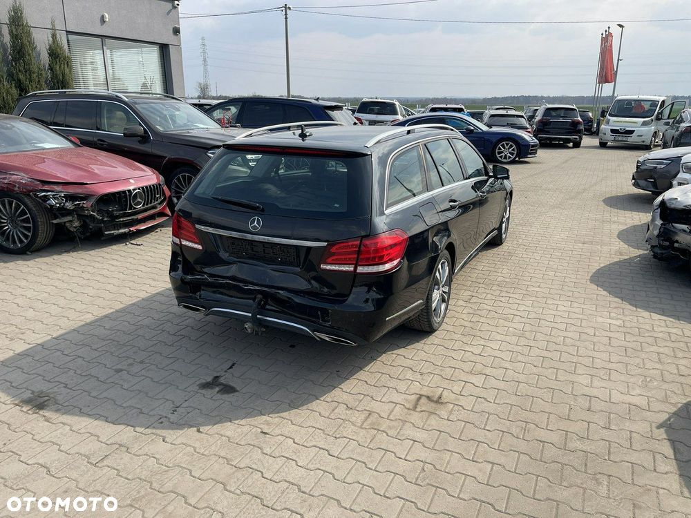 Mercedes-Benz Klasa E 200 BlueTEC 7G-TRONIC Avantgarde - 2