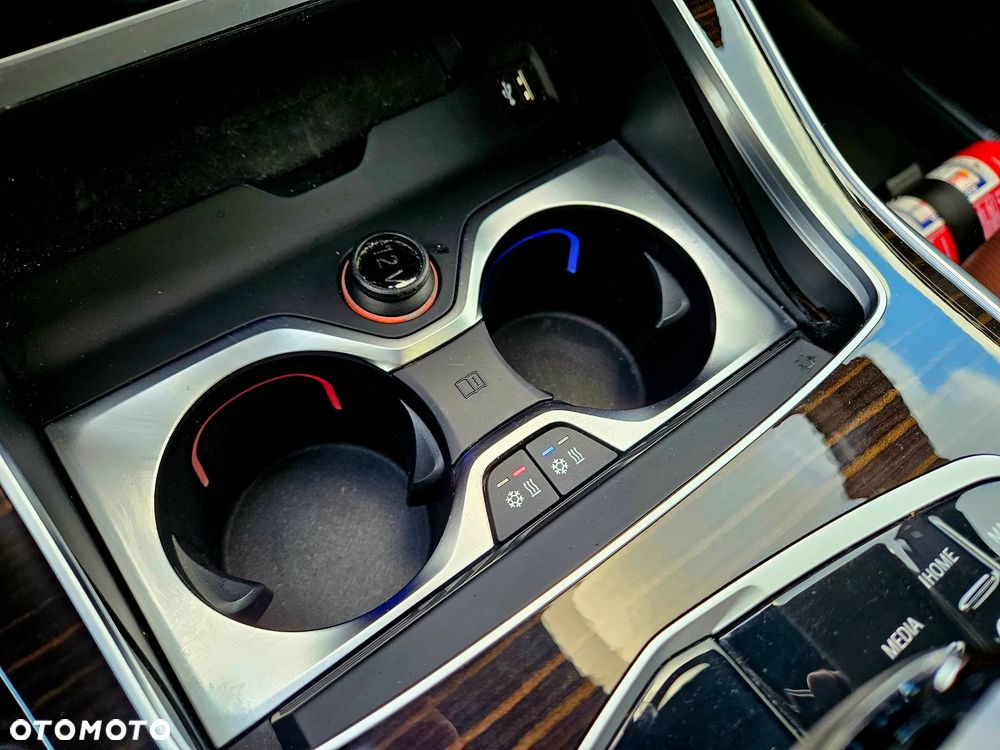 BMW X7 - 29
