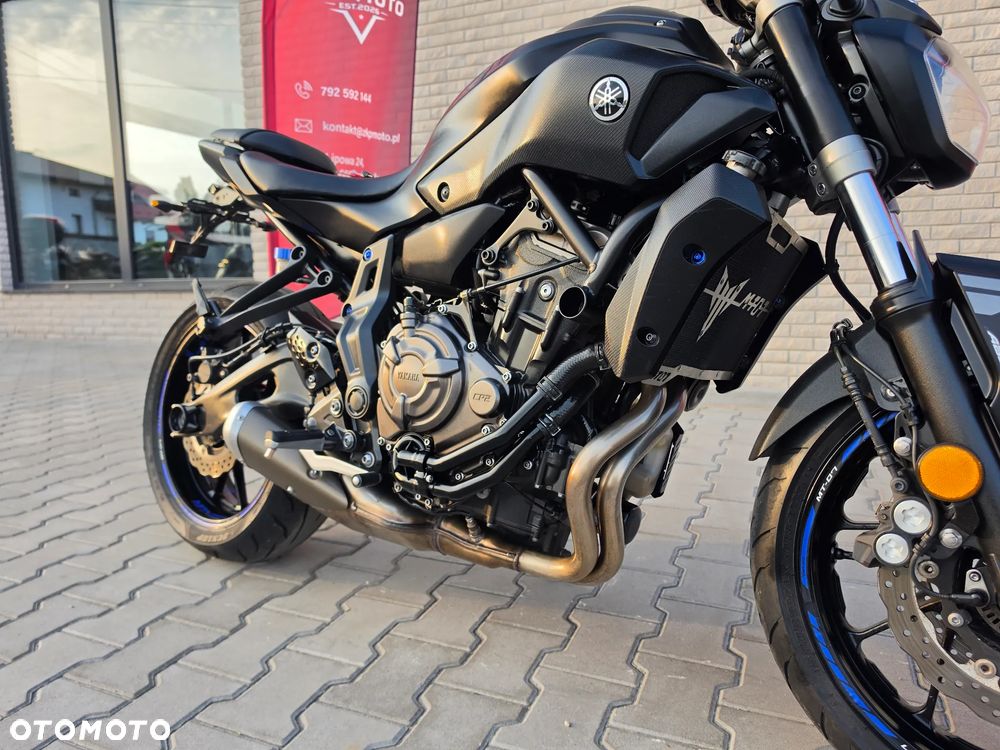 Yamaha MT - 15