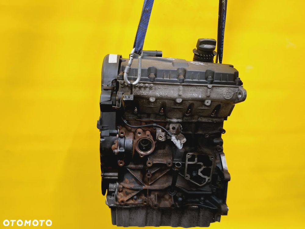 SILNIK VW CADDY III 2.0 SDI KOD SILNIKA: BST NR25 - 1