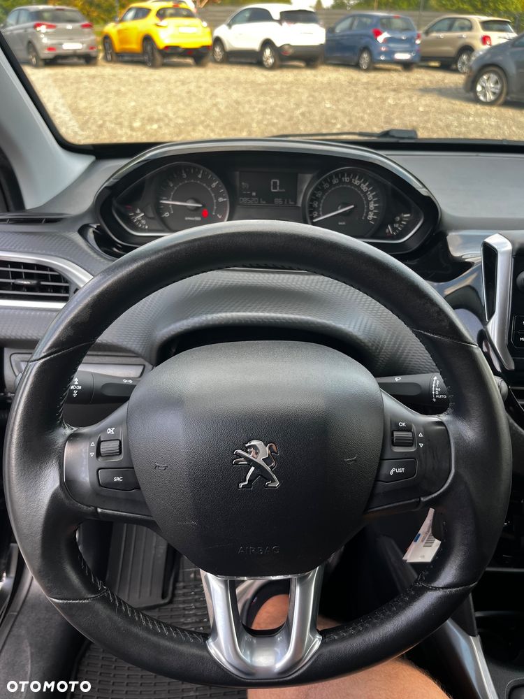 Peugeot 2008 PureTech 82 Allure - 14