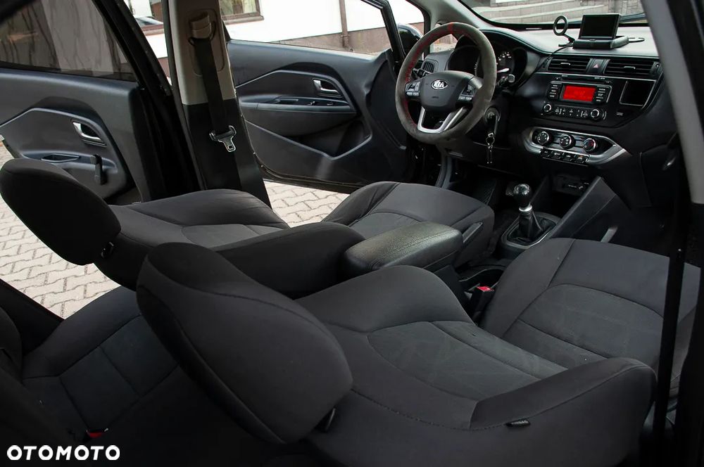 Kia Rio 1.2 Business Line - 28