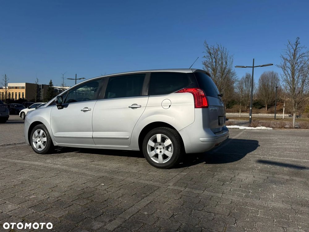 Peugeot 5008 155 THP Platinum - 4