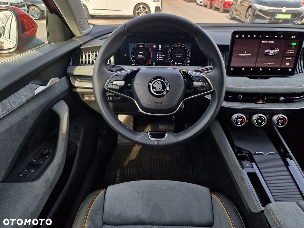 Skoda Superb 2.0 TDI SCR 4x4 Selection DSG - 20