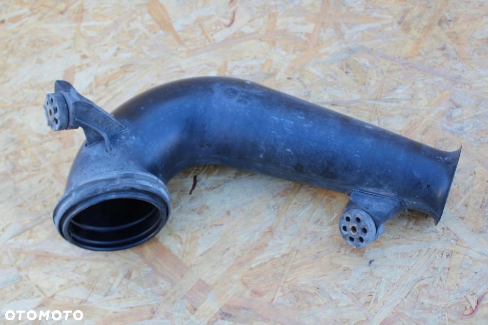 Rura powietrza dolot airboxa BMW e38 1742983 - 1