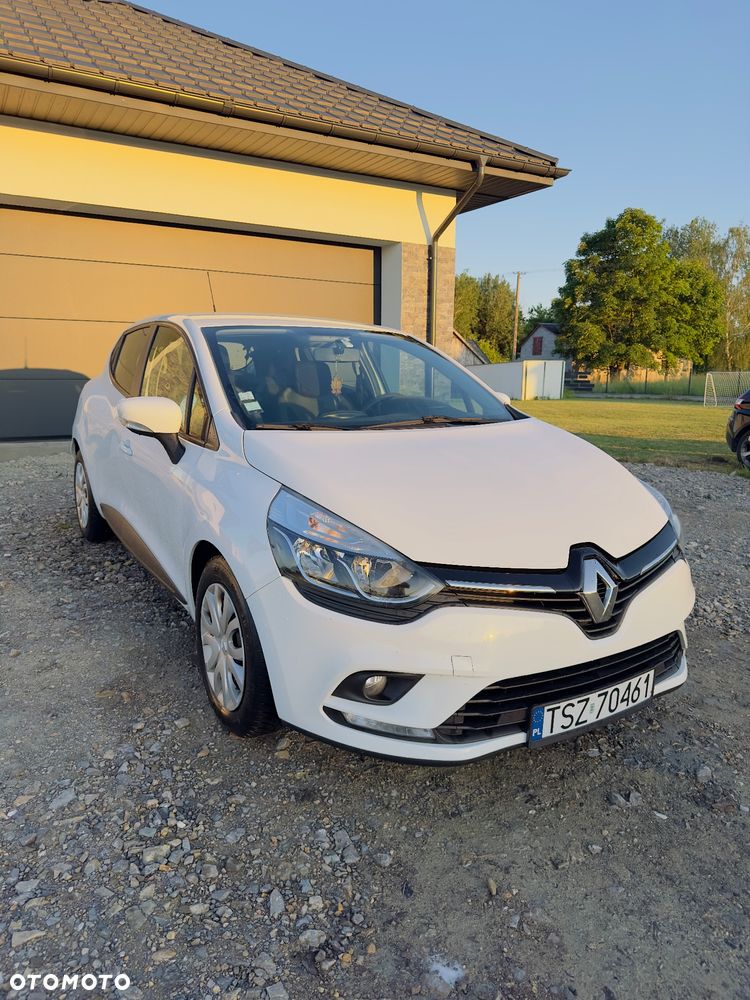 Renault Clio - 1