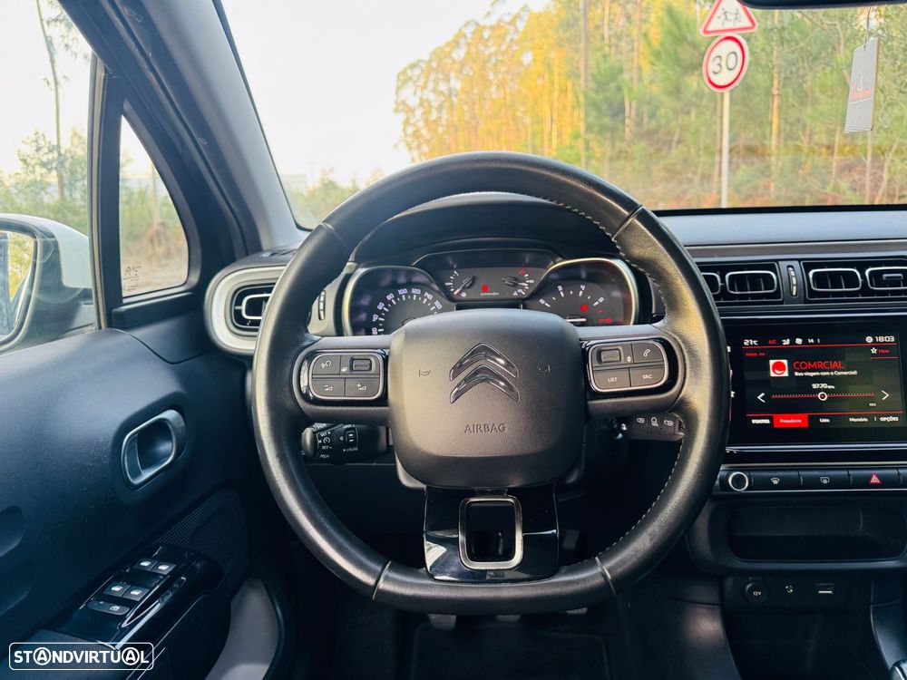 Citroën C3 1.2 PureTech Shine - 29