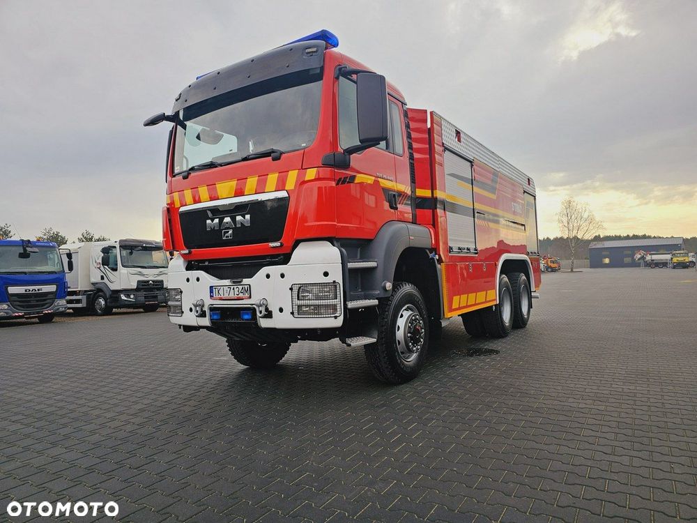 MAN TGS 26.440 6x6 9500 l woda + 950 piana Stolarczyk straż pożarna - 2