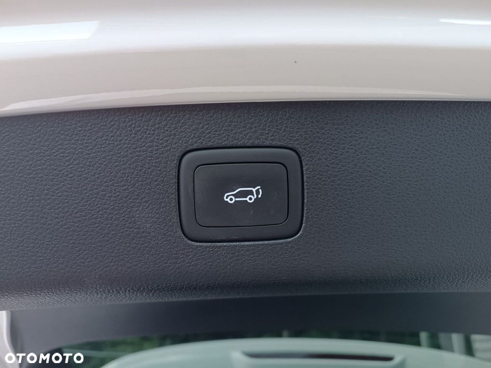 MG HS 1.5 T-GDI Exclusive DCT - 31