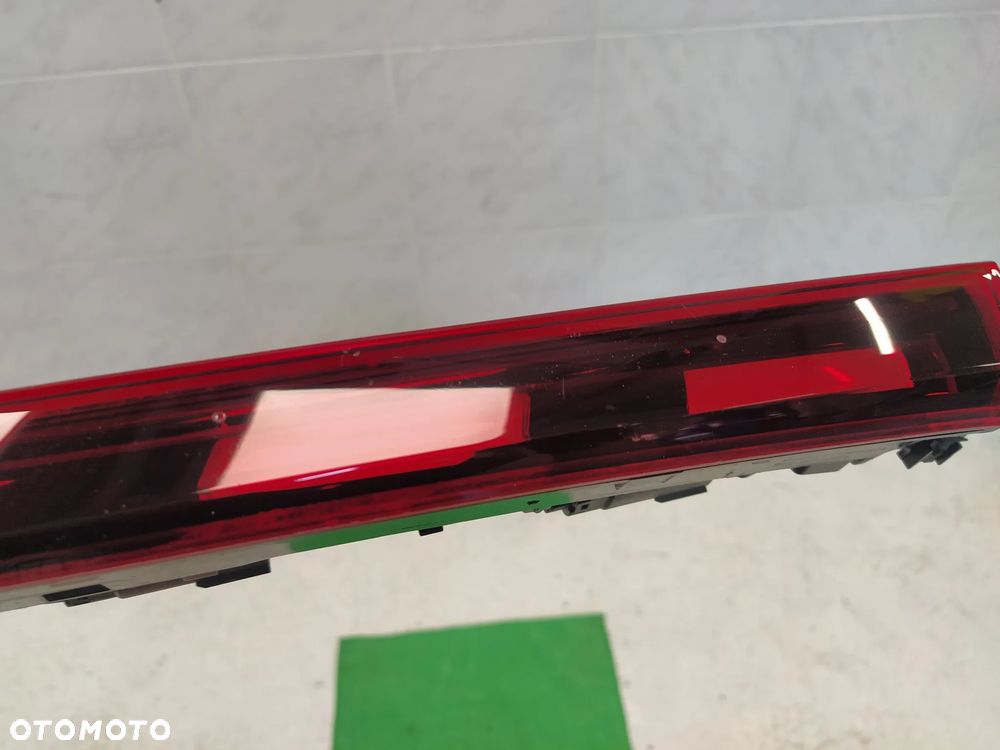 VOLVO C40 LAMPA TYŁ TYLNA LEWA PRAWA ORYGINAŁ - 5