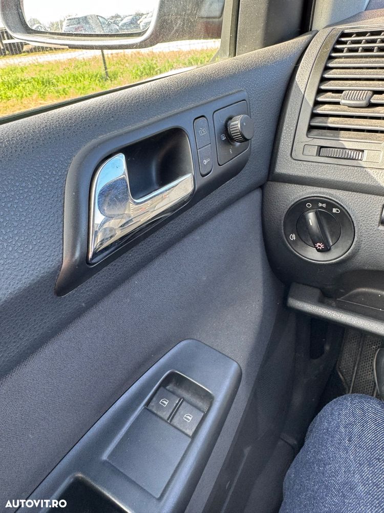 Volkswagen Polo - 12