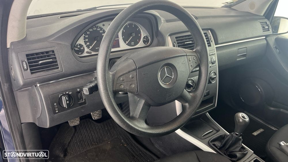 Mercedes-Benz B 150 Standard - 7