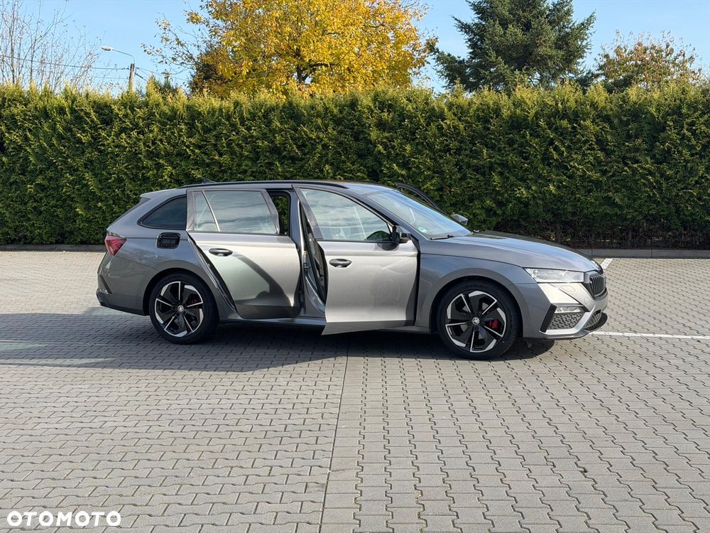 Skoda Octavia 2.0 TDI DSG RS Plus - 7