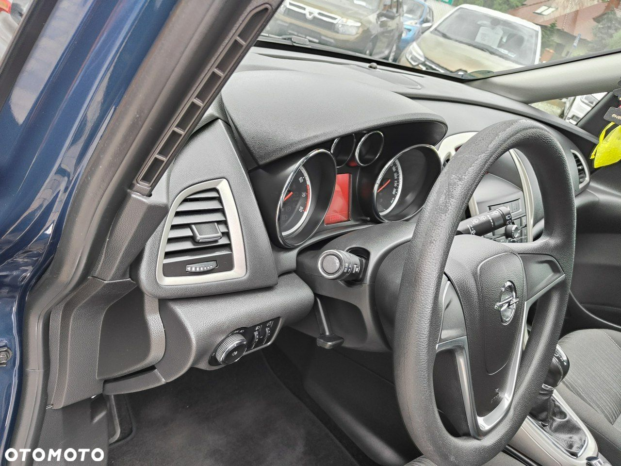 Opel Astra - 11