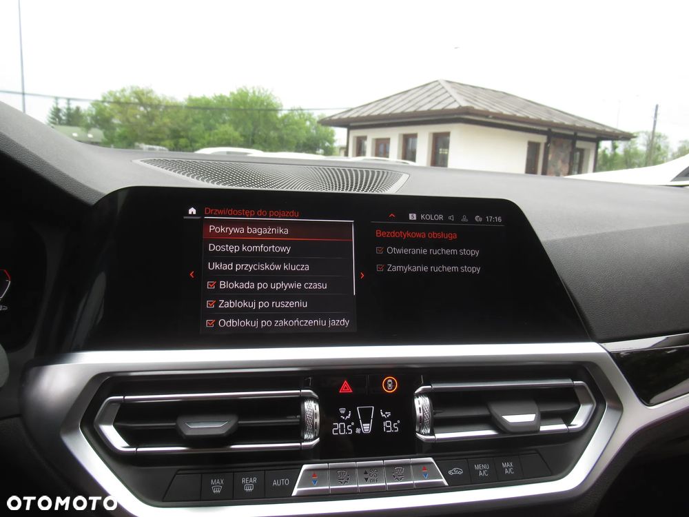 BMW Seria 3 318i Sport Line - 22