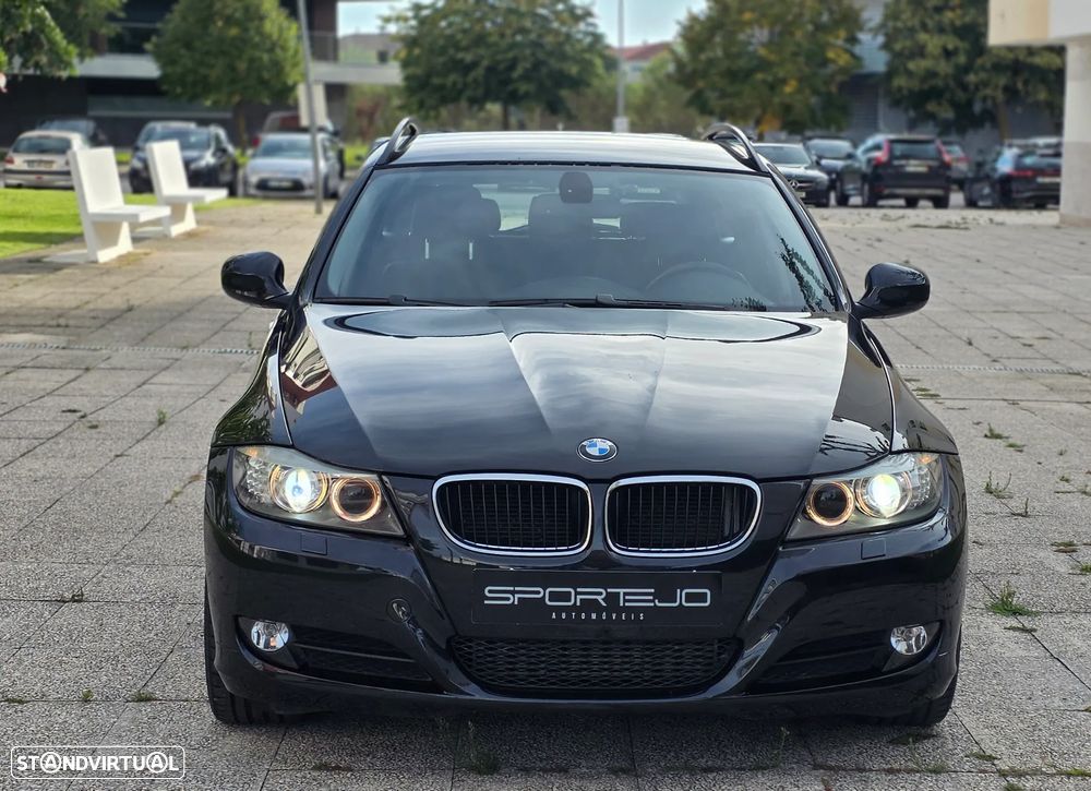BMW 320 d Touring Navigation Sport - 2