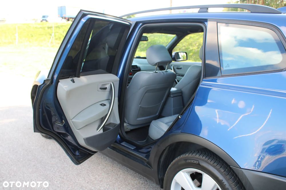 BMW X3 3.0i - 26