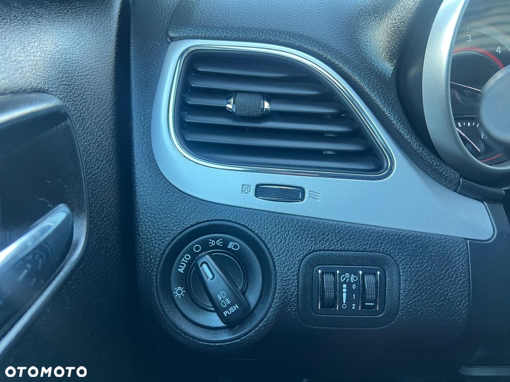 Fiat Freemont 2.0 Multijet - 35