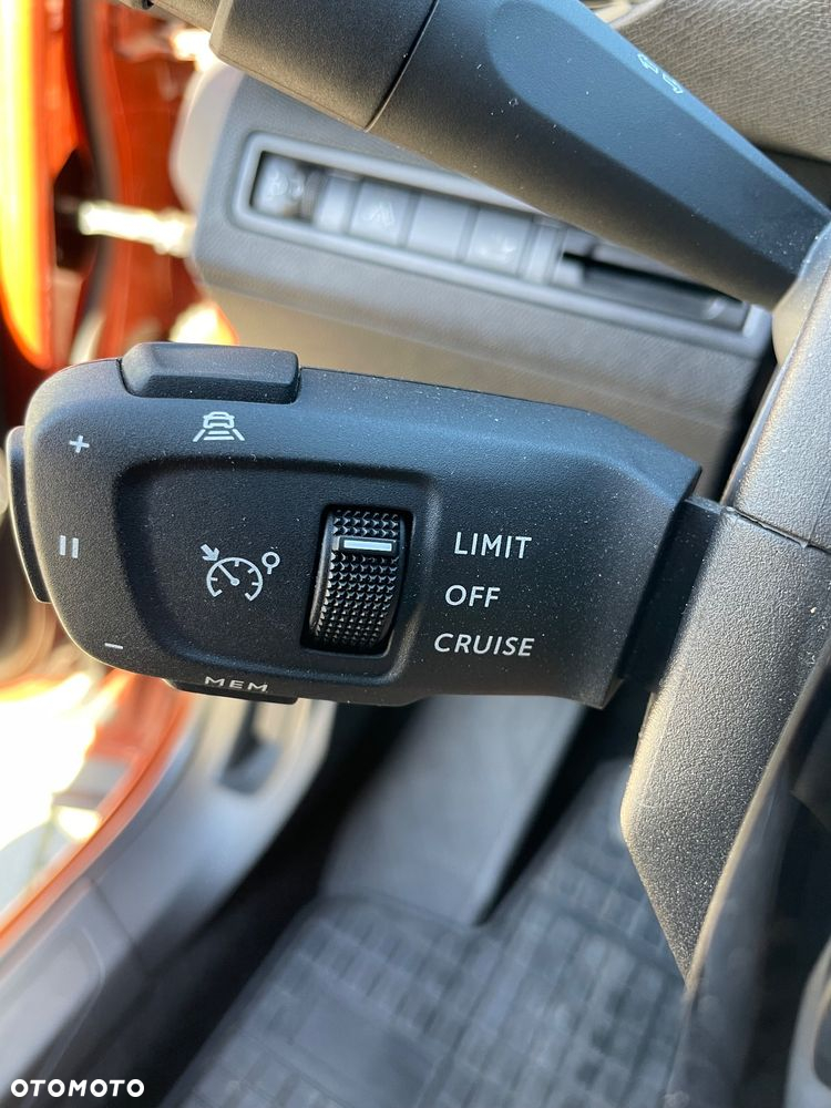 Peugeot 5008 - 24