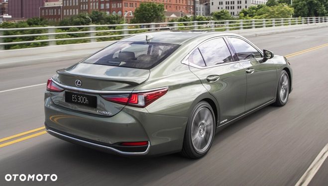 Lexus ES 300h Prestige - 2