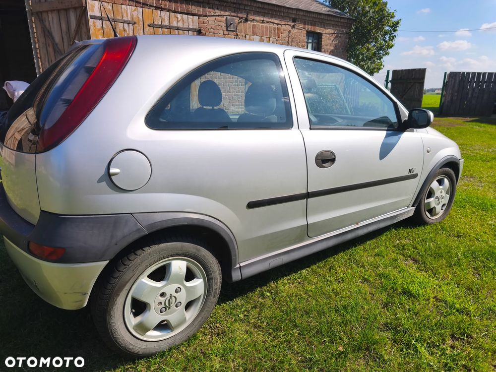 Opel Corsa - 2