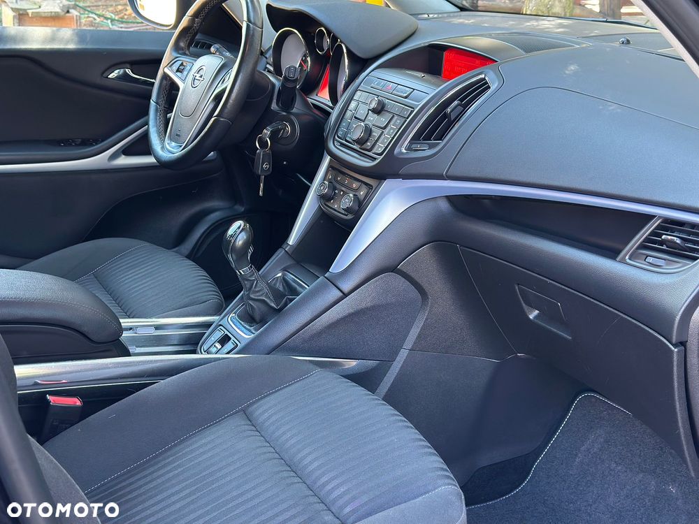Opel Zafira - 18