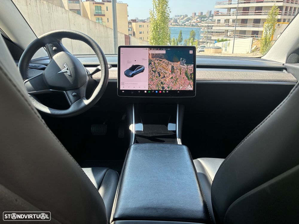 Tesla Model 3 Long Range Tração Traseira - 2