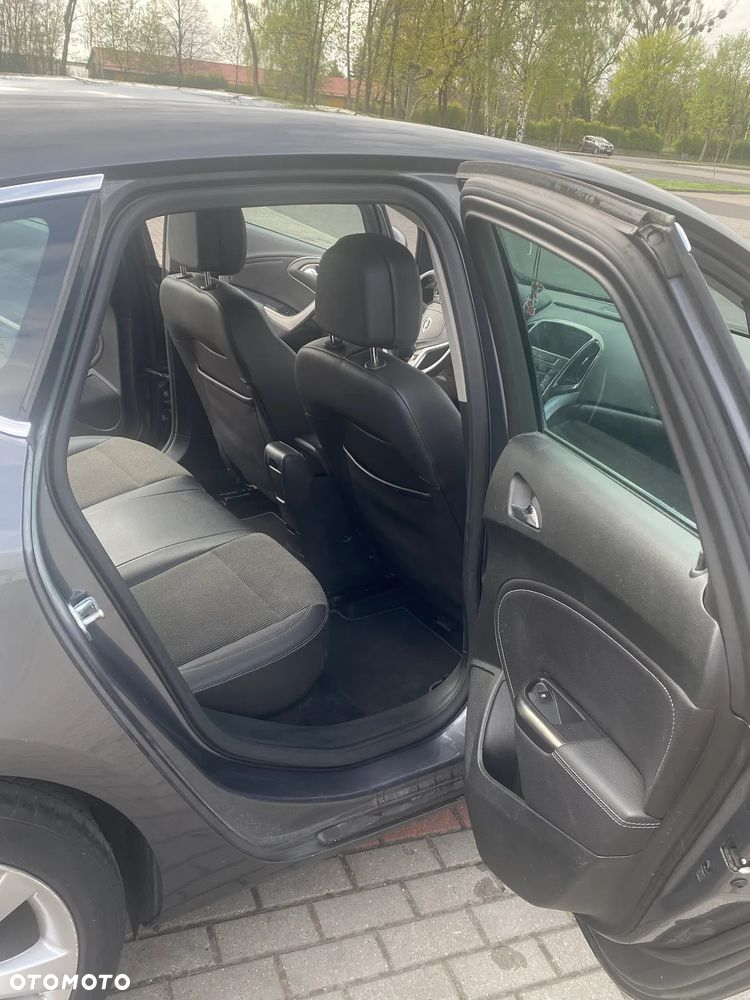Opel Astra IV 1.7 CDTI Cosmo - 18