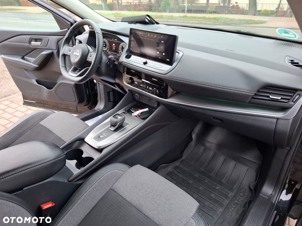 Nissan Qashqai 1.3 DIG-T Tekna DCT - 12