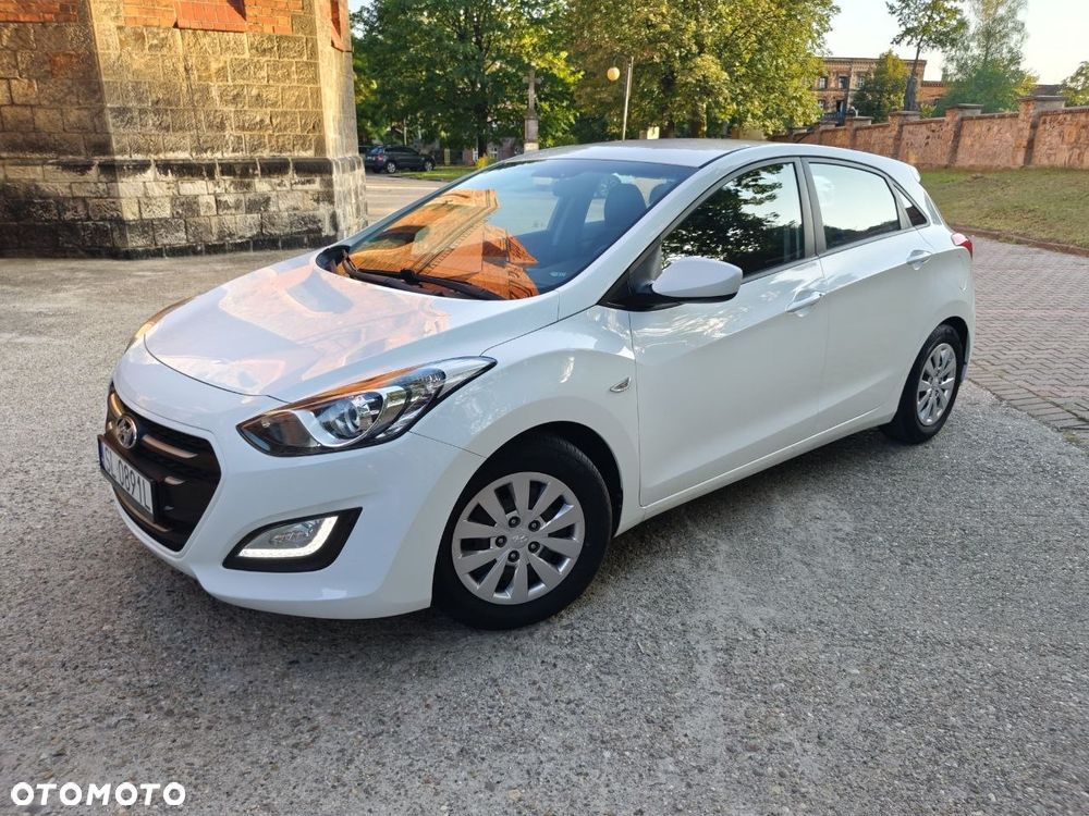Hyundai i30 blue 1.4 Style - 18