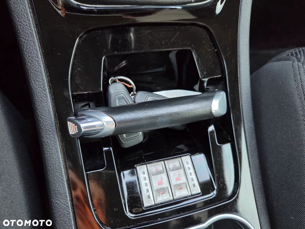 Ford Galaxy 2.2 TDCi DPF Titanium - 33