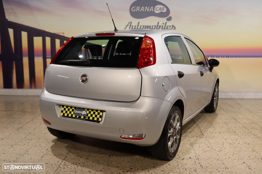 Fiat Punto 1.3 M-Jet Lounge S&S - 5
