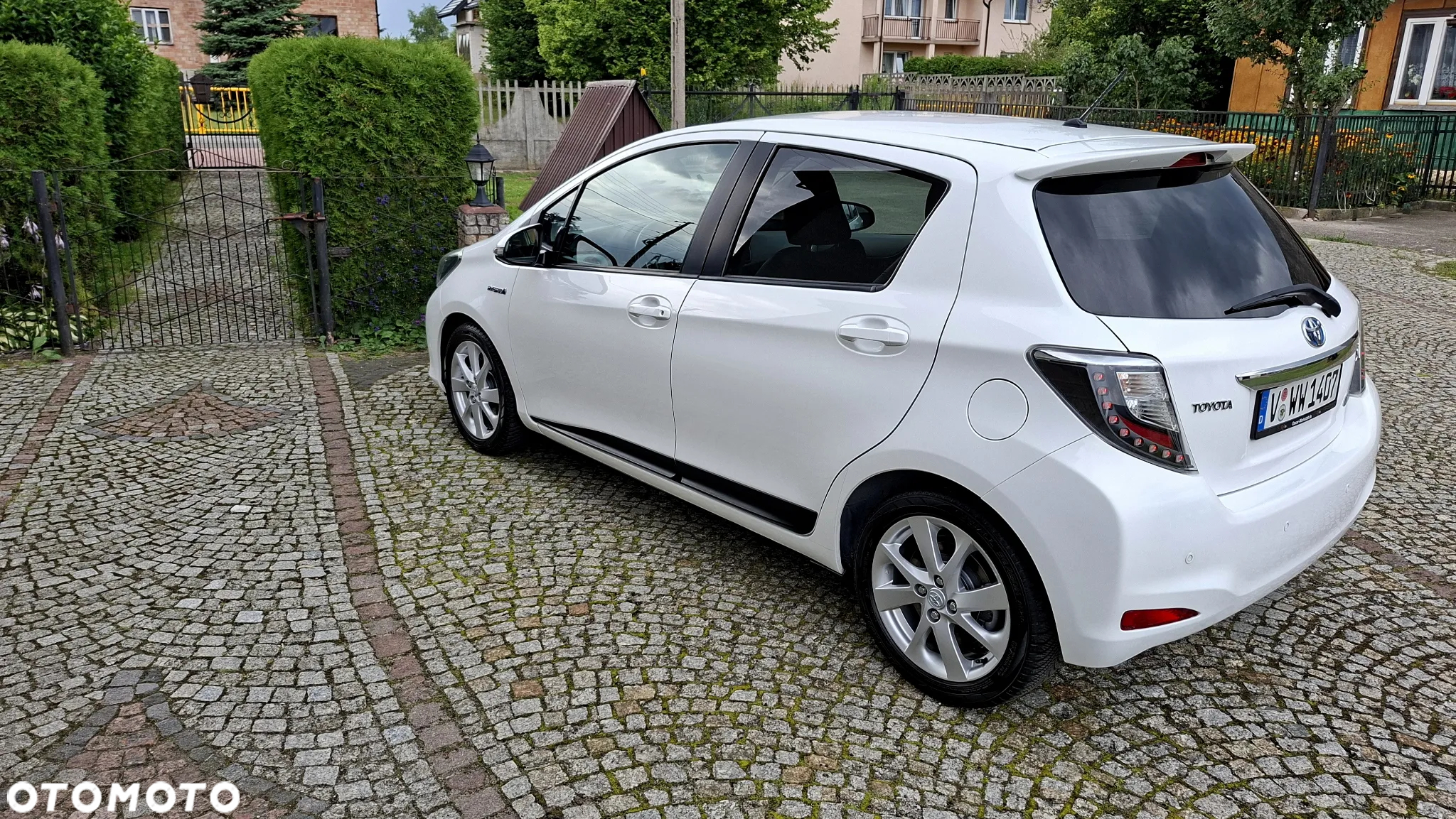 Toyota Yaris Hybrid 1.5 VVT-i Edition 2014 - 11