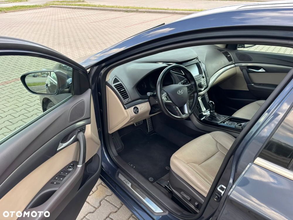 Hyundai i40 Kombi blue 1.7 CRDi DCT Premium - 24