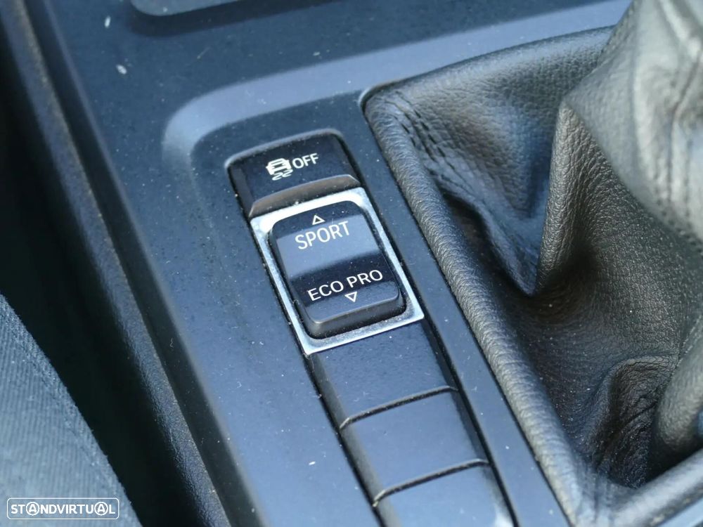 BMW X1 16 d sDrive Advantage - 27