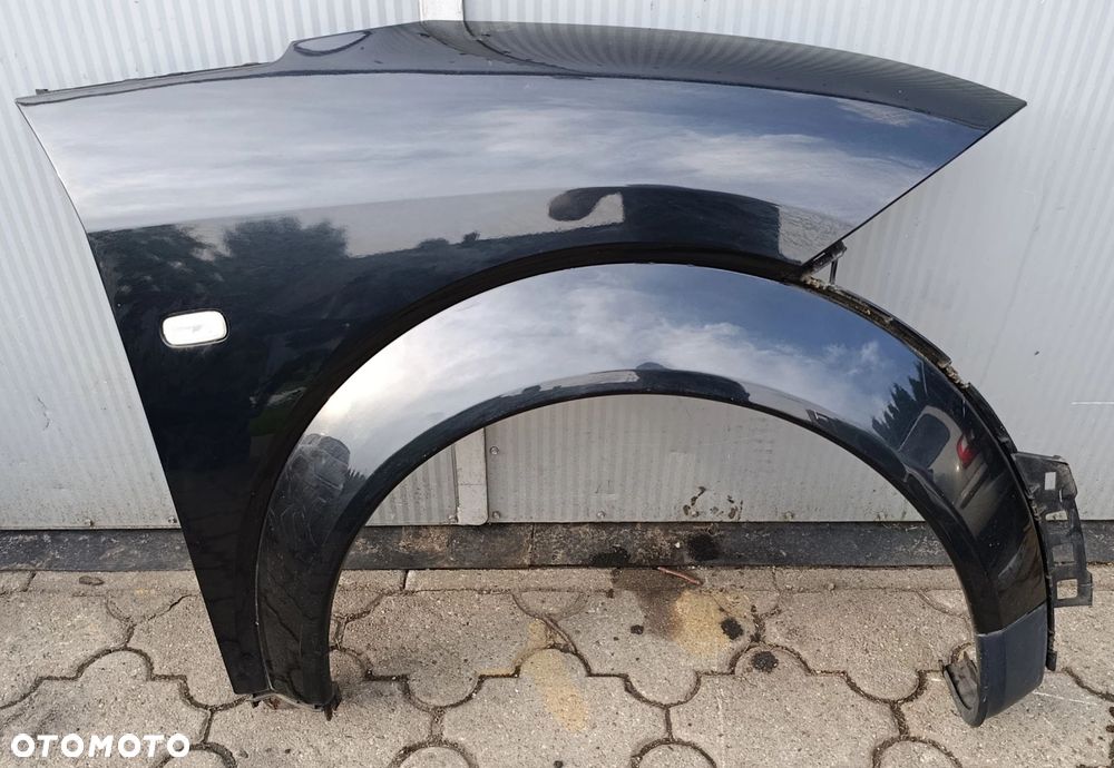 Audi A2 błotnik przedni przód lewy prawy kolor: LZ9W stan bdb bez malowania - 1