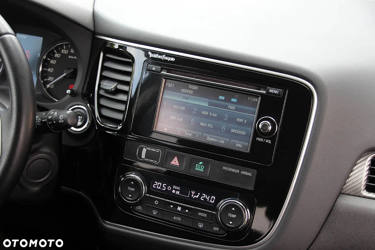 Mitsubishi Outlander 2.2 DID Intense + 4WD - 33