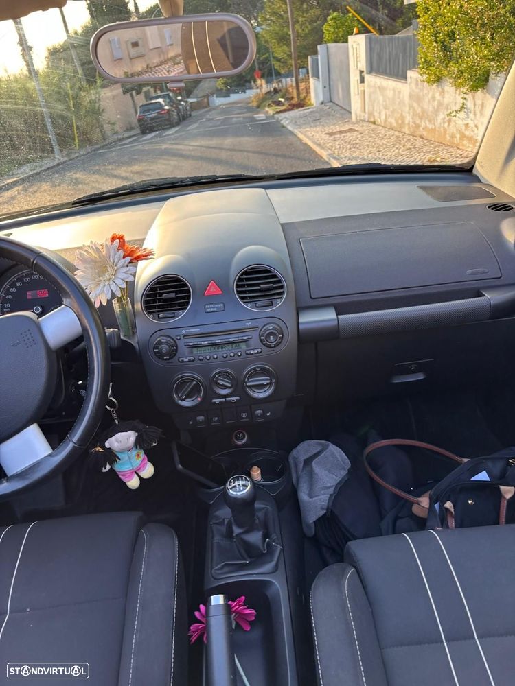 VW New Beetle Cabriolet 1.6 Freestyle - 4