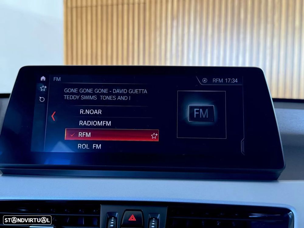 BMW X1 16 d sDrive Line xLine - 44