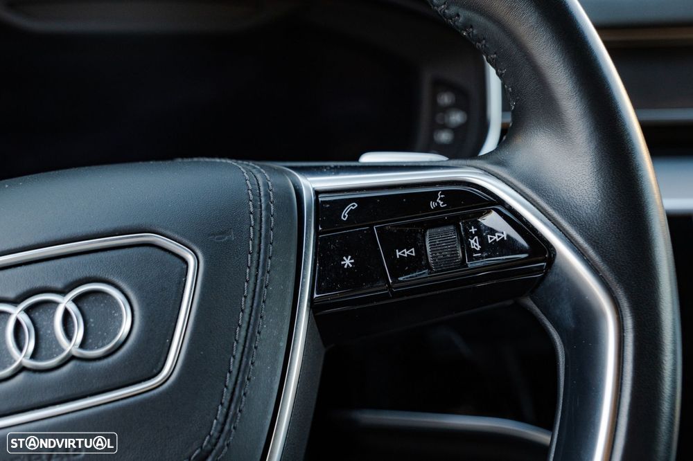 Audi A8 - 38